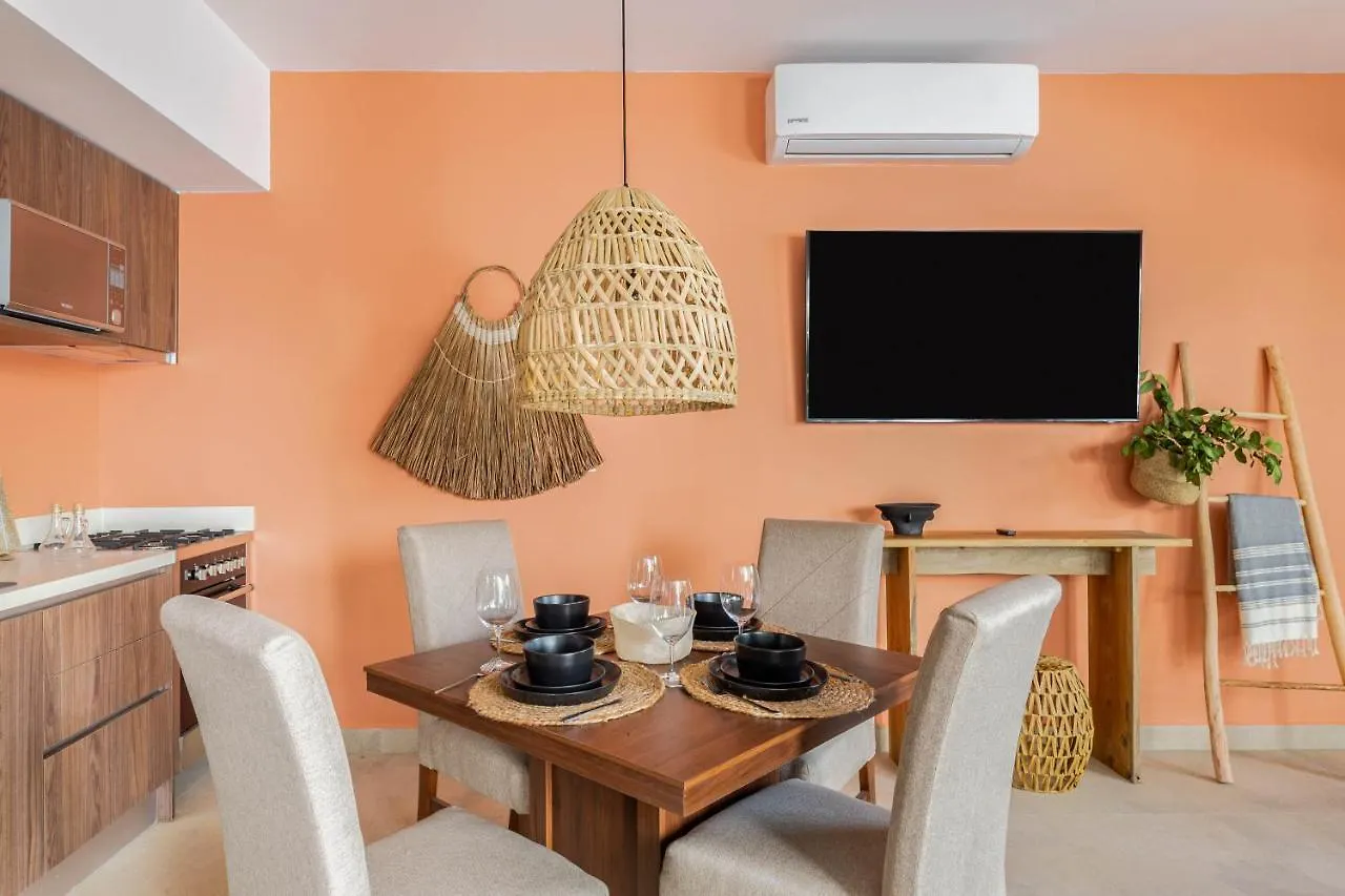 Quiet 2Br In Tulum With Pool Spacious Patio Gym 0*,  Messico